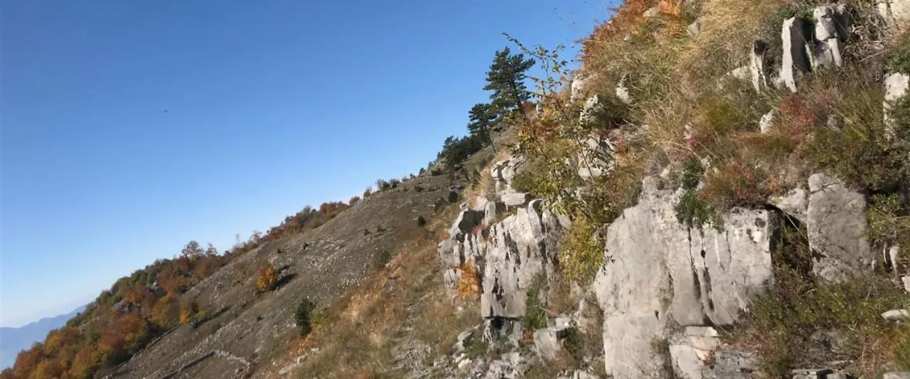 Razem Lendina E Qete Hotel