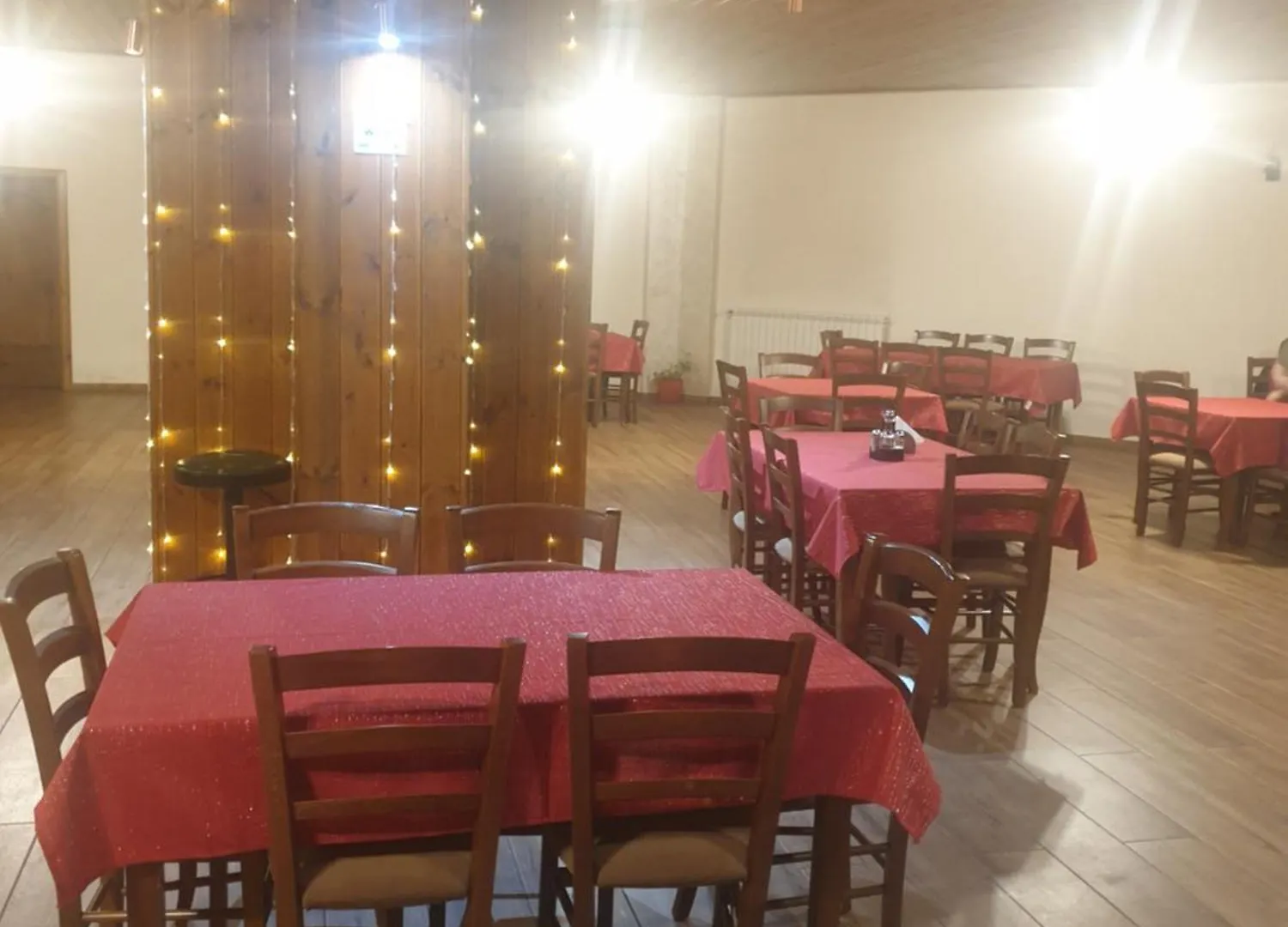 Razem Lendina E Qete Hotel